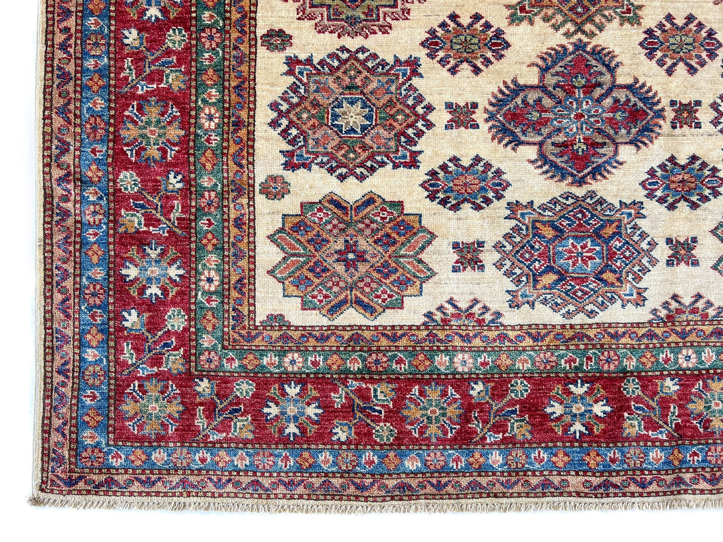 Super Kazak (5'07"x7'09") ivory/red