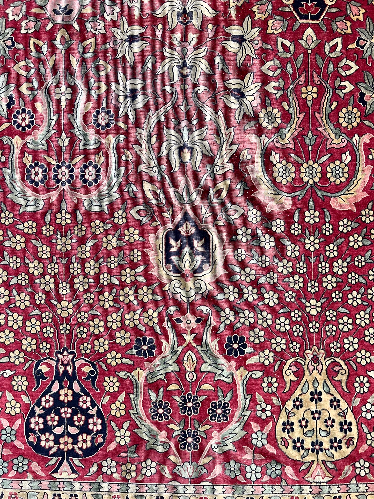 Antique Amritsar (10'00"x16'02") deep red