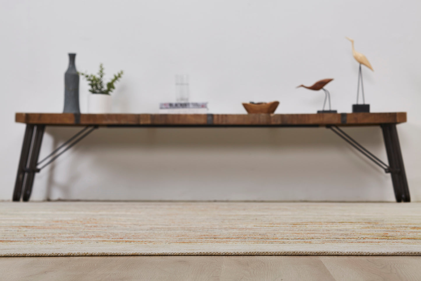 Vaughn Collection 113992 Rust/Sand Strie