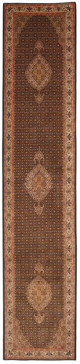 Tabriz (2'09"x13'03") green/ivory