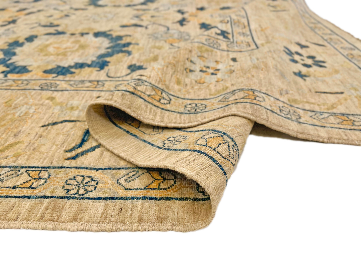 Afghan-made Oushak (9'01"x11'10")