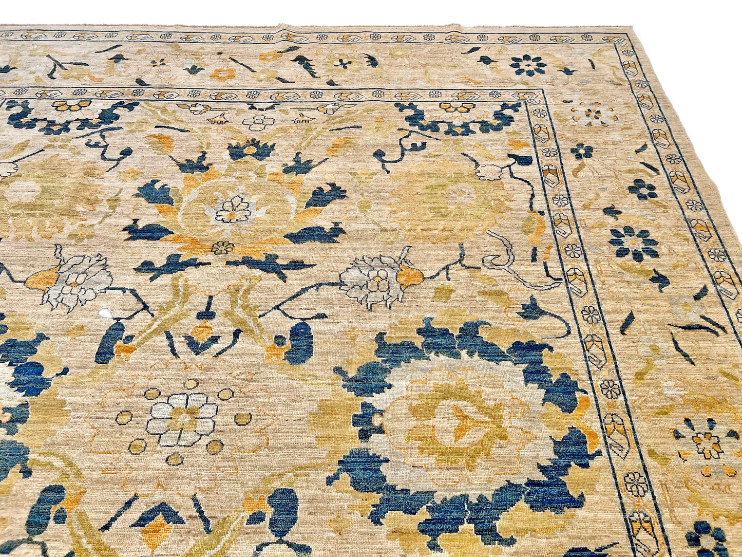 Afghan-made Oushak (9'01"x11'10")