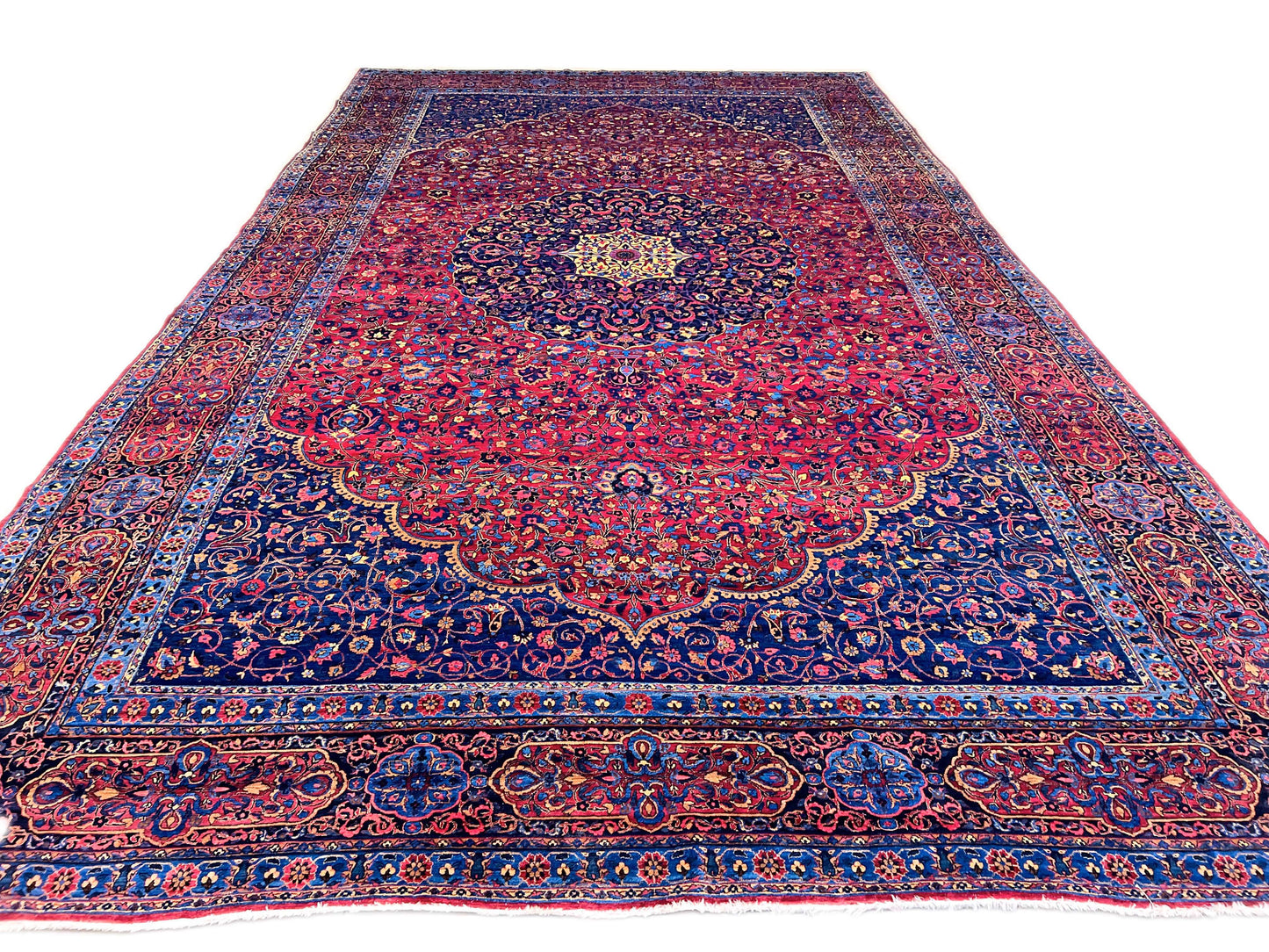 Oversized Vintage (11'06"x20'00) dk.red/indigo