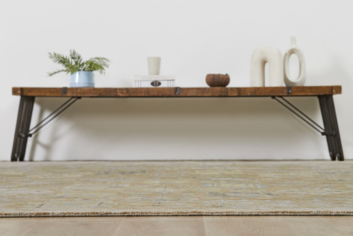 Belmont Collection 113832 Gold/Earth