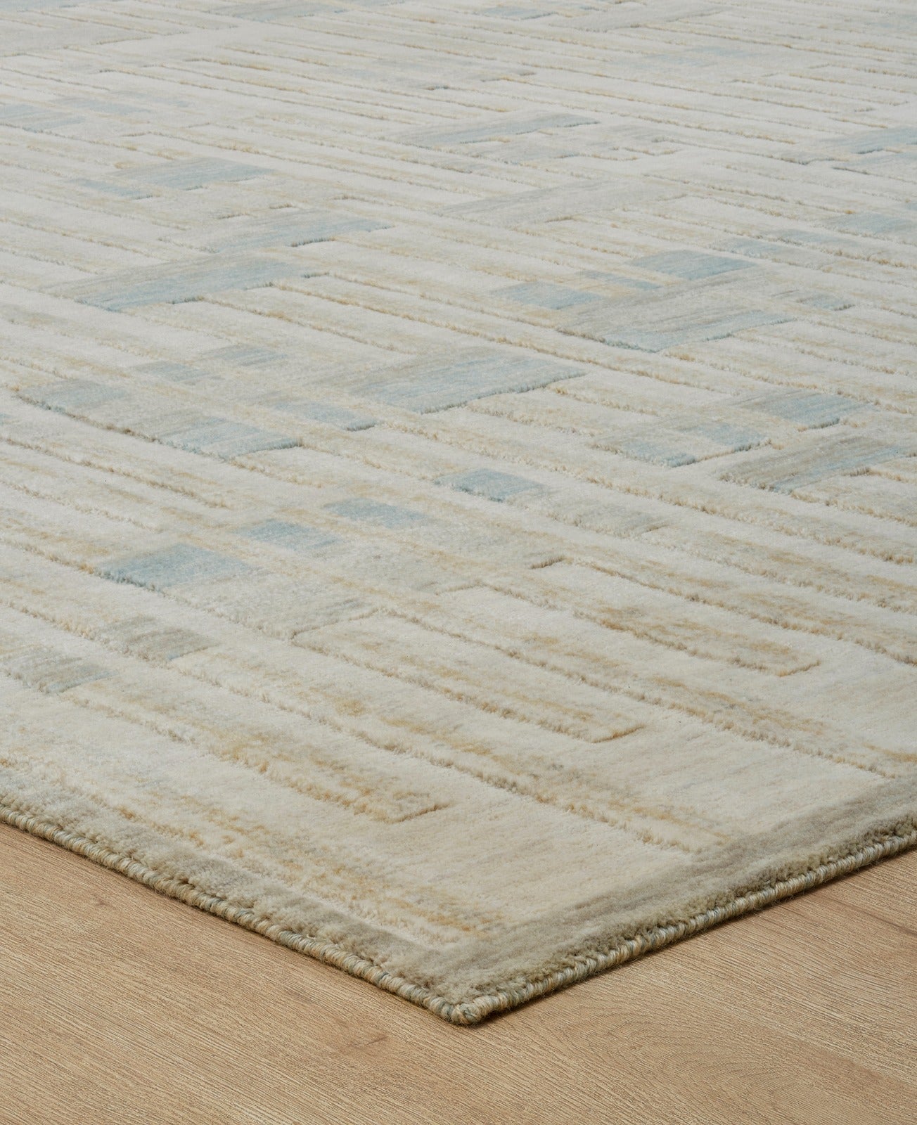 Vaughn Collection 114042 Sand/Cream/Azure
