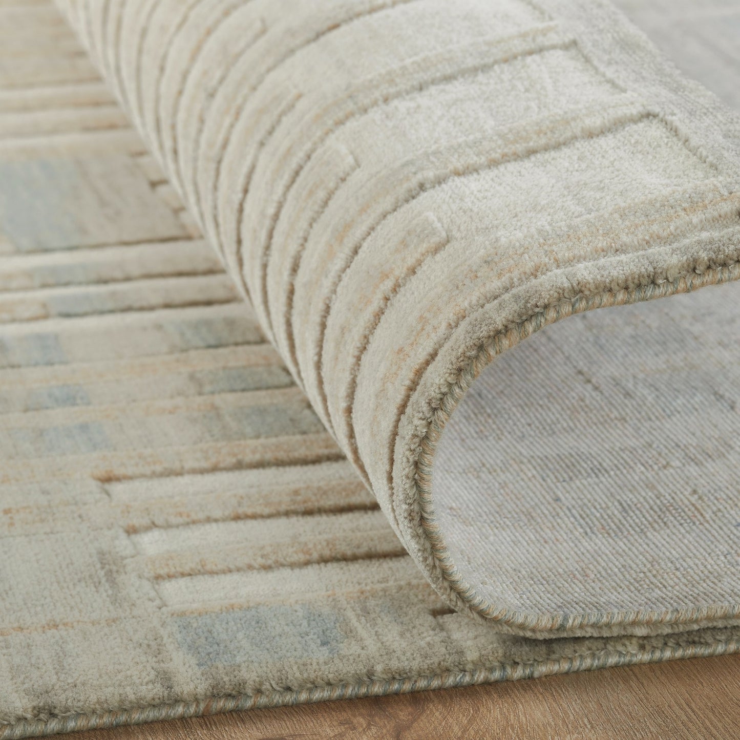 Vaughn Collection 114042 Sand/Cream/Azure
